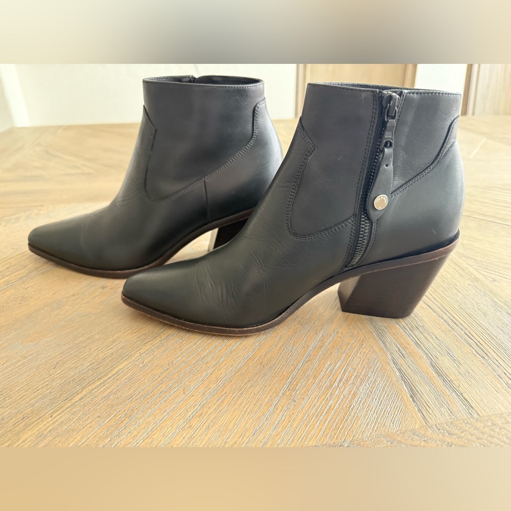 100% leather Rag & Bone Black  Booties | Size 38.5/ 8.5 USA